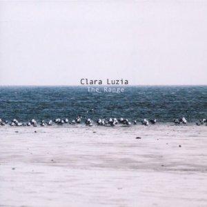 clara-luzia.jpg