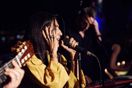 Report photo: Hindi Zahra live à la Villa UGC à Cannes