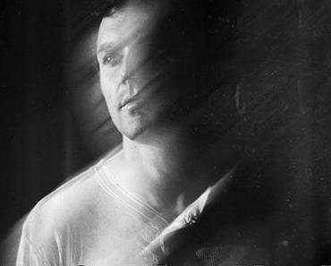 LORNE – BREAD ALONE