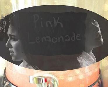 Le buffet : Milk & Bone dans la limonade rose