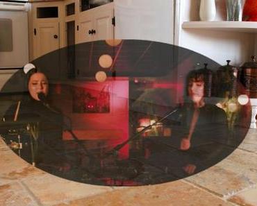 Le buffet : Milk & Bone ne pleure jamais sur le plancher de la cuisine