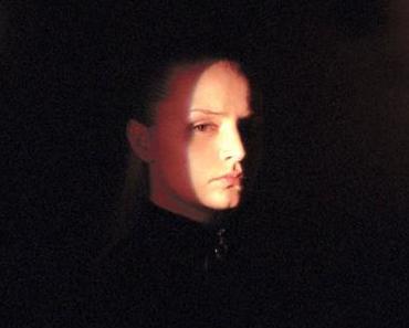Stone Woman de Charlotte Day Wilson : toujours plus sexy