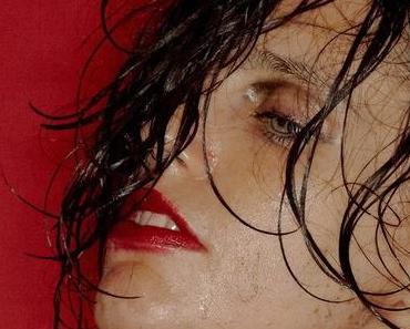 HUNTER – ANNA CALVI
