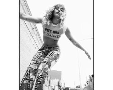 SHE IS COMING – MILEY CYRUS