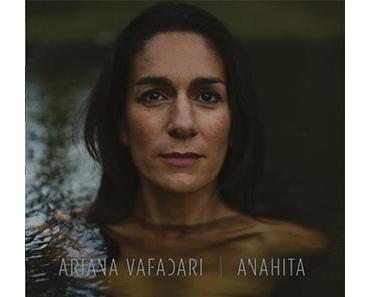 FLASH : ARIANA VAFADARI / COLOURS IN THE STREET / TAUR
