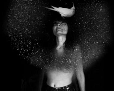 Agnès Aokky nous fait plonger dans ses rêves avec Blue Dreams
